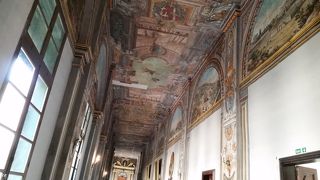 鎧の騎士はいません