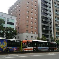 小さな建物ですが、快適です。