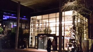 保養地の伝統を新たに引き継ぐ巨大な温泉施設