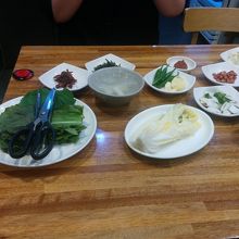 韓国大邱の鳳山チムカルビのチムカルビ副菜