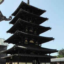 法隆寺 五重塔(北東面)