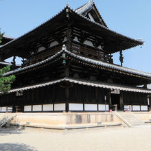 法隆寺 金堂(南東面)