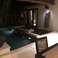 広々綺麗なプライベートプール