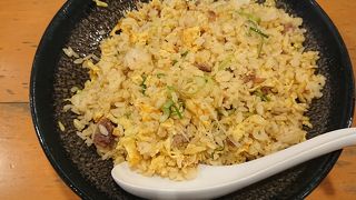 チャーハンを注文