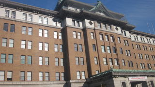 市役所との対比が楽しいです