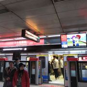 捷運台北駅　地下街が難しいです。