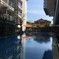 プールもすいてました