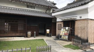 邸宅風の近代和風住宅、なぜかホッとする