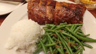 この上のホテルに宿泊