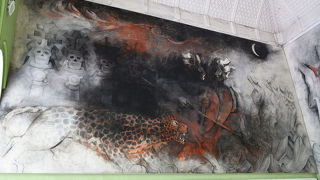 メキシコの歴史の知識が必要