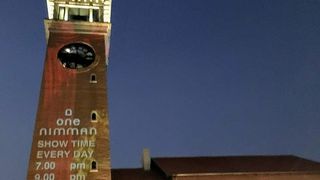 自撮り観光客多し