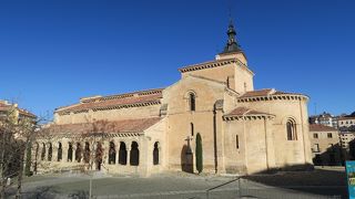 運よく教会に入ることができました！