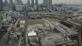 解体工事は、国立がん研究センターのレストランフロアから俯瞰できます