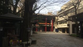 歴史ありそうな寺