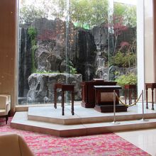 結婚式もおこなわれるようですね