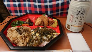 鶏めしと高菜めしのお弁当 ♪