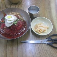 釜山名物のミルミョンは、一度は食べておきたいですね。