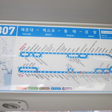 車内掲示の路線案内図の様子