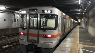 あまりスピードを出しません...