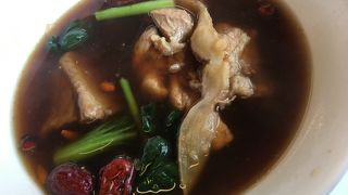 落ち着いた雰囲気のいいお店でした。