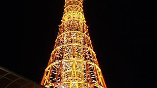 夜空に美しいです