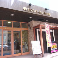 ホテル１階入って直ぐのレストランです