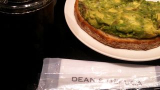 羽田空港のディーンアンドデルーカ