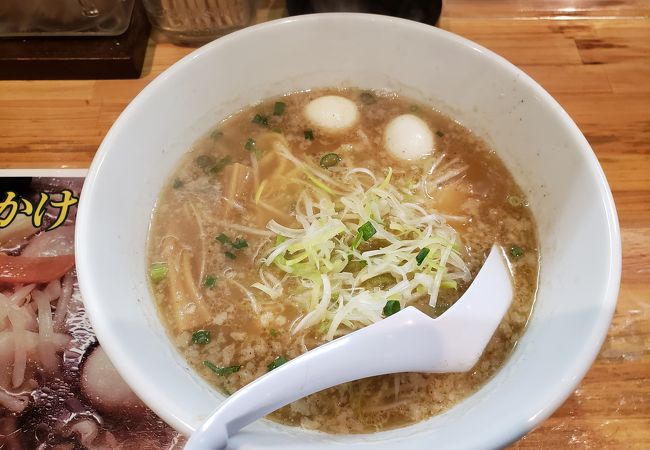 漫画読み漁ってしまった。