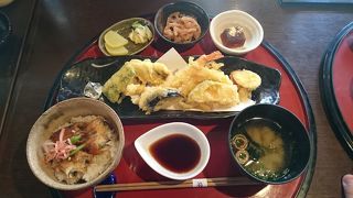 料理は美味しかったが段取りが悪い！