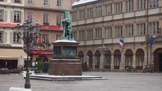 大聖堂からも近い