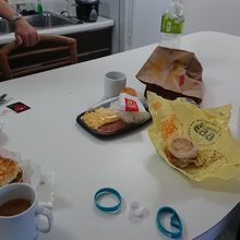 スパムのプレートは結構量があります。