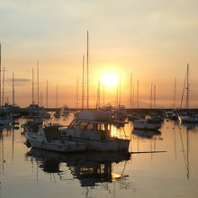 マニラ湾に沈む夕日