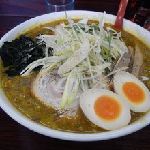 ﾌﾟﾛﾚﾀﾘｱｰﾄな刺激の室蘭ｶﾚｰﾗｰﾒﾝ「じぇんとる麺」