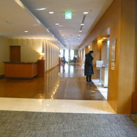 ワシントンホテルのロビーは、明るくきれいで、気持ちが良いです