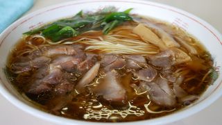 鳥チャーシューの笠岡ラーメン、坂本へ