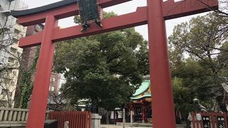 街中で急に空気が変わる