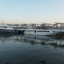 サンクルーズ フェリーの波止場