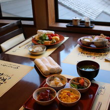 朝食も「月の座」で頂きました