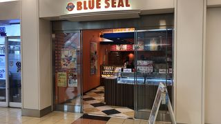 羽田で沖縄のアイス