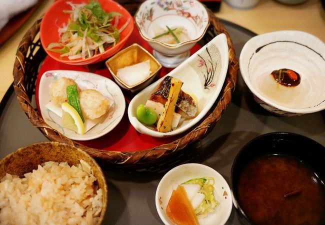 鰻屋で頂くミニ和懐石＠赤坂