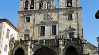 小さいけれど壮麗