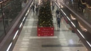 毎日新聞社のビル