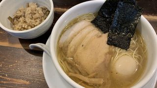 湯切り完璧のびにくいストレート細麺