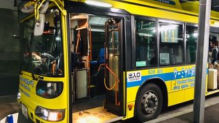 第二ターミナルから第三ターミナルに行くには便利