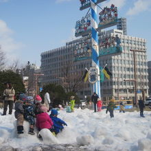 雪が多過ぎる時期だと却って見られない風景かも…(^^;)。