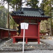 小さな神社