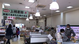 揚げたてのコロッケ