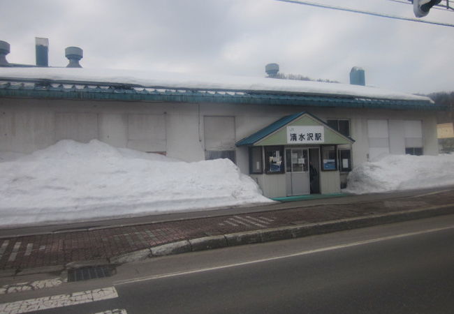 夕張支線廃止約１０日前の駅の様子