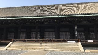 千手観音坐像が有名