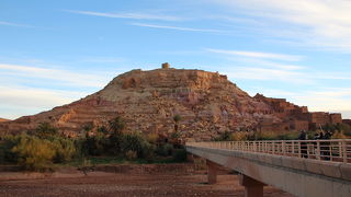 世界遺産のクサル（要塞化された村）